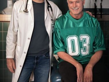 Actor Eric Dane, right, guest stars as an ALS patient on the TV show 